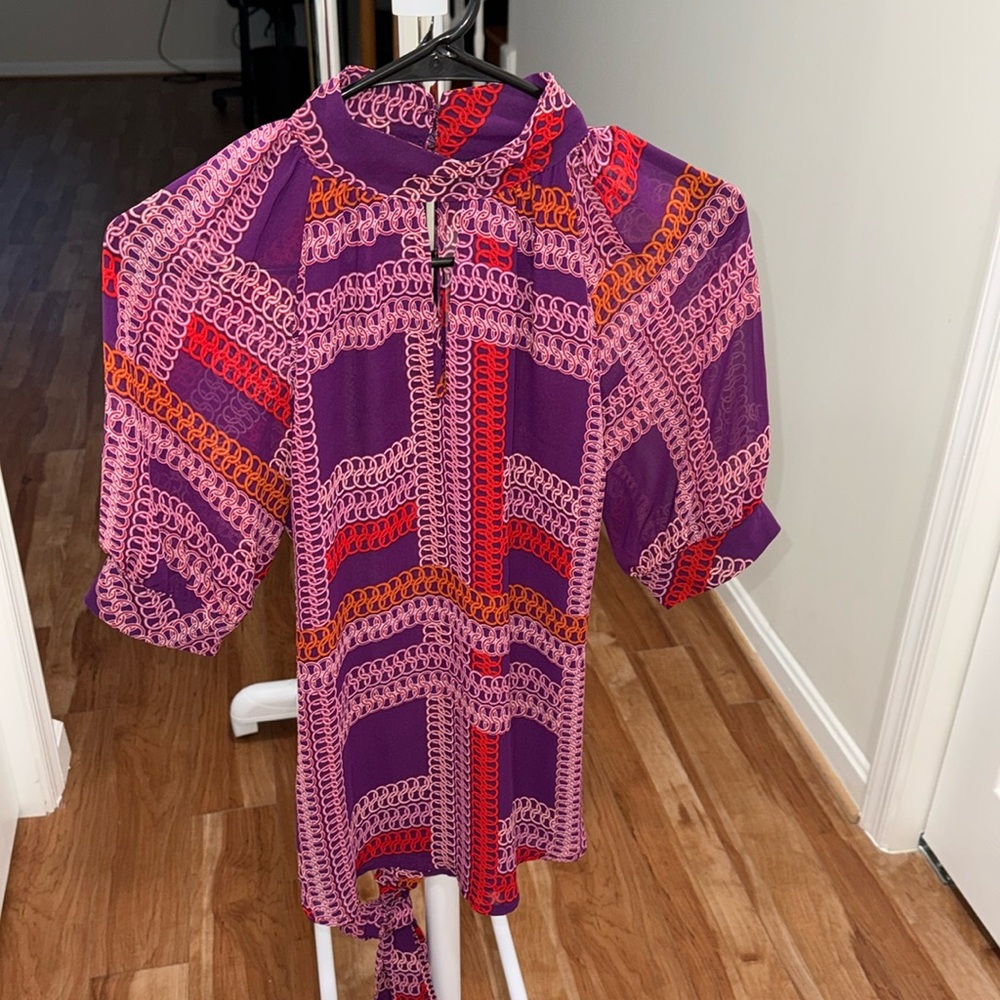 7TH Avenue Design Studio New York & Company tie at the waist blouse size XS.